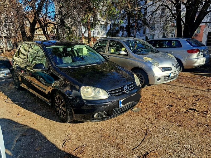 VW Golf, снимка 1 - Автомобили и джипове - 48084656