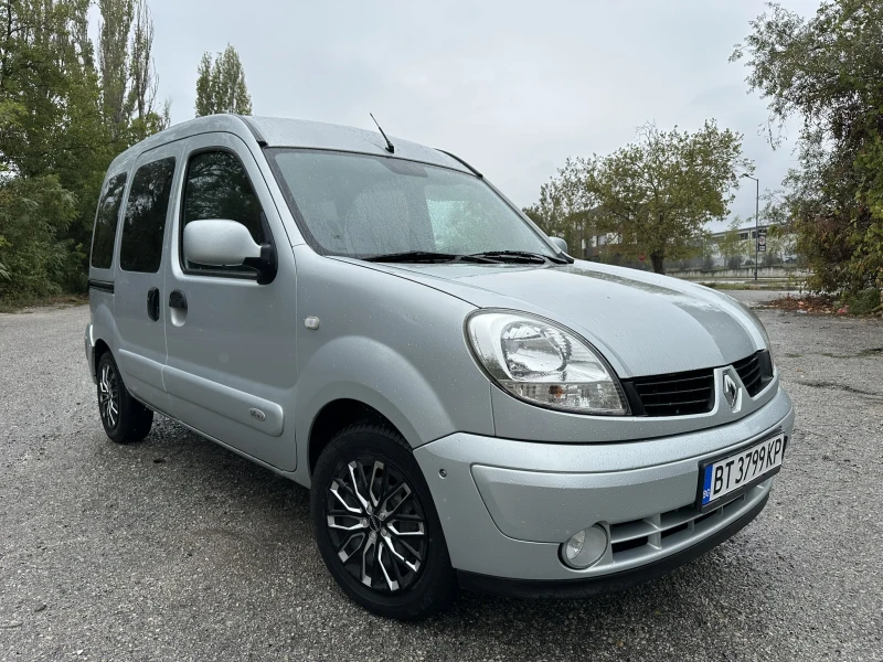 Renault Kangoo 1.6 Газ/Бензин, снимка 1 - Автомобили и джипове - 47959800