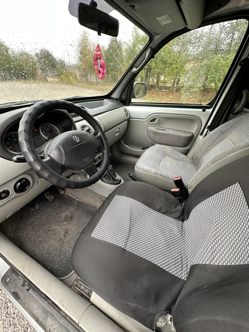 Renault Kangoo 1.6 Газ/Бензин, снимка 7 - Автомобили и джипове - 47959800