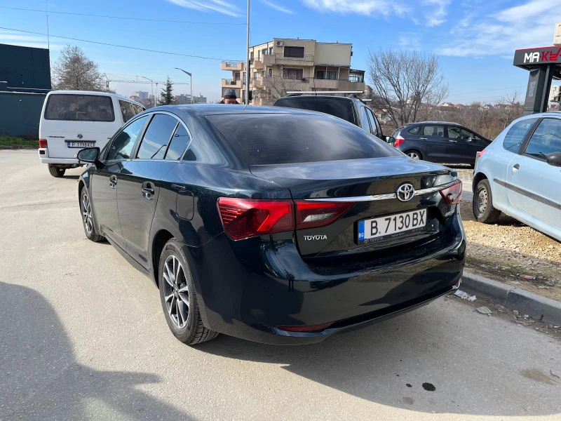 Toyota Avensis 1.6D Executive, снимка 4 - Автомобили и джипове - 48652717