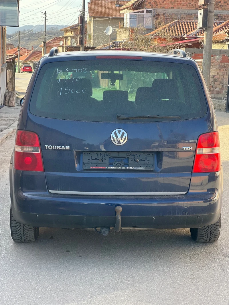 VW Touran, снимка 4 - Автомобили и джипове - 49581595