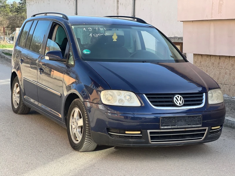 VW Touran, снимка 1 - Автомобили и джипове - 49581595