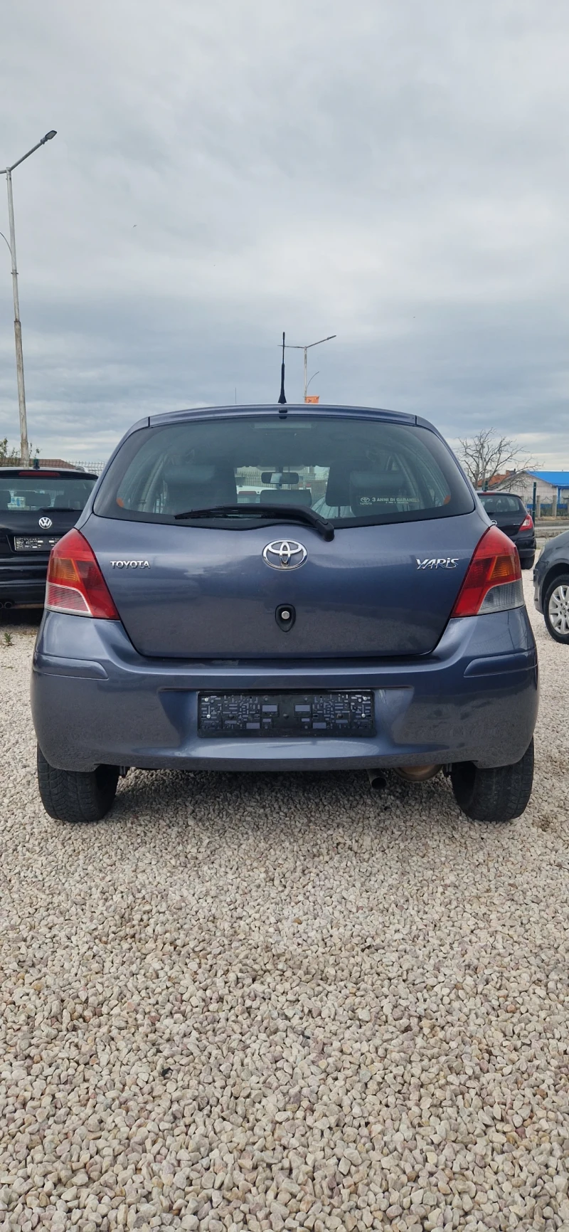 Toyota Yaris 1.3i-Gaz.Inj.-FACELIFT-ИТАЛИЯ, снимка 4 - Автомобили и джипове - 52747516