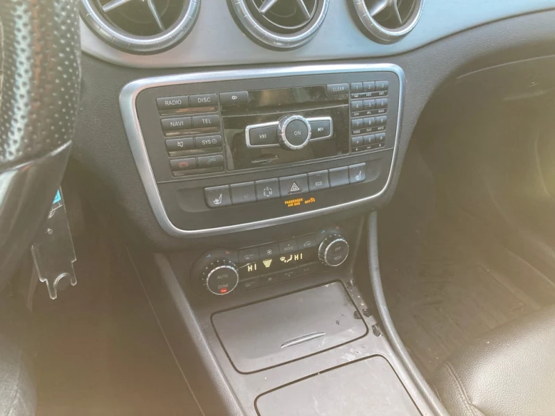 Mercedes-Benz CLA 250 2014 AMG PACK * БЕЗ ПЪРВОНАЧАЛНА ВНОСКА* , снимка 11 - Автомобили и джипове - 52796042