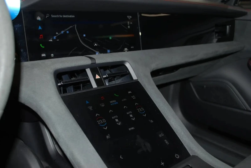 Porsche Taycan * GTS * CARFAX * БЕЗ ПЪРВОНАЧАЛНА ВНОСКА, снимка 9 - Автомобили и джипове - 52891650