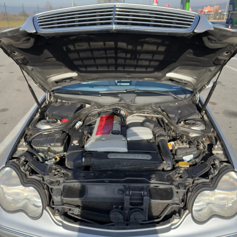 Mercedes-Benz C 200 Kompessor 163k.c., снимка 16 - Автомобили и джипове - 53129751