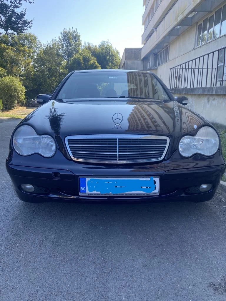 Mercedes-Benz C 220, снимка 1 - Автомобили и джипове - 46932075