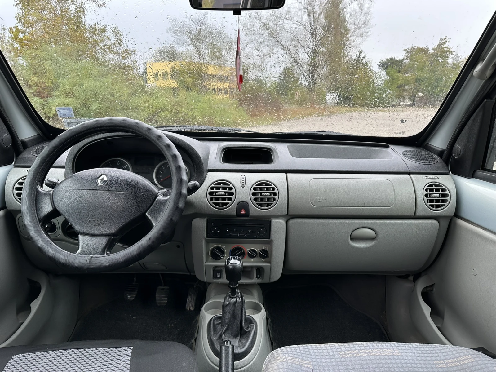 Renault Kangoo 1.6 Газ/Бензин - изображение 6