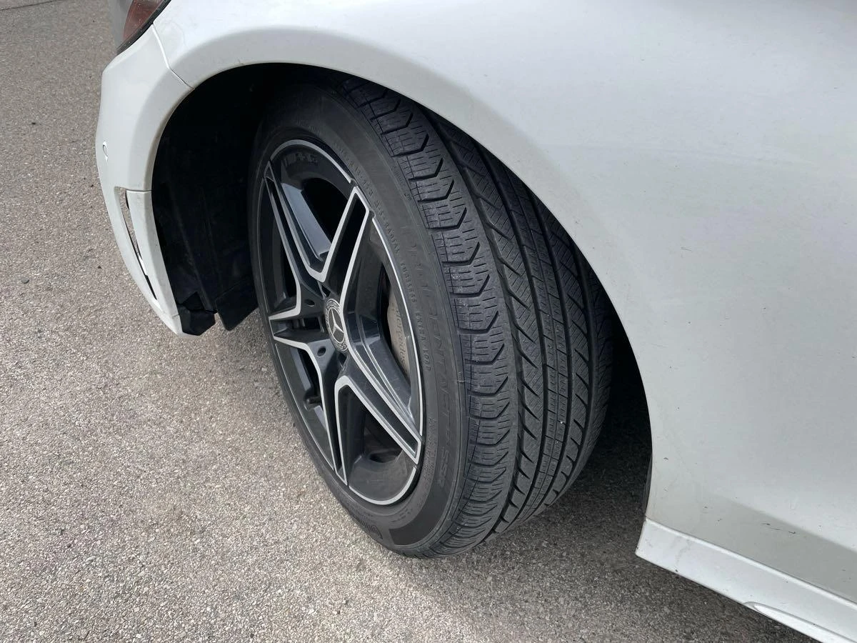 Mercedes-Benz C 300 * CARFAX* ОПЦИЯ ЗА ФИНАНСИРАНЕ*  - изображение 8