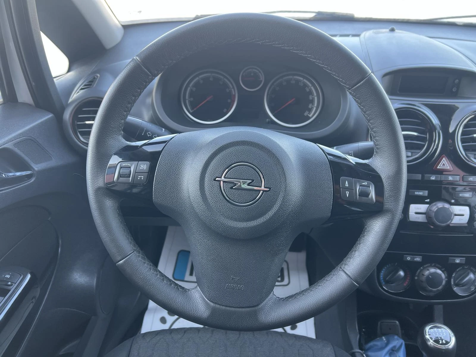 Opel Corsa 1.2ГАЗ.ИНЖ.. - изображение 9
