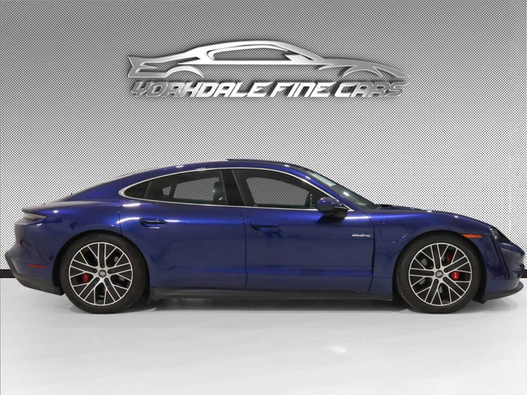 Porsche Taycan 4S AWD / Premium PKG / PANO / BOSE - изображение 2