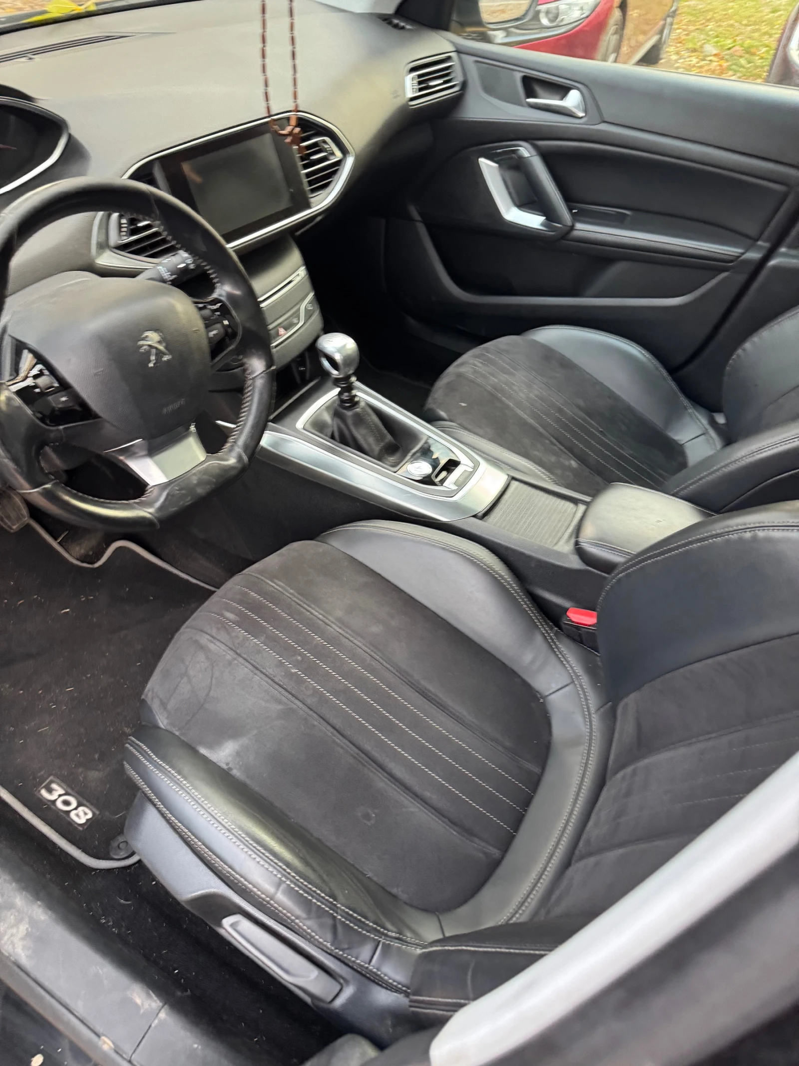 Peugeot 308 1.6I - изображение 7