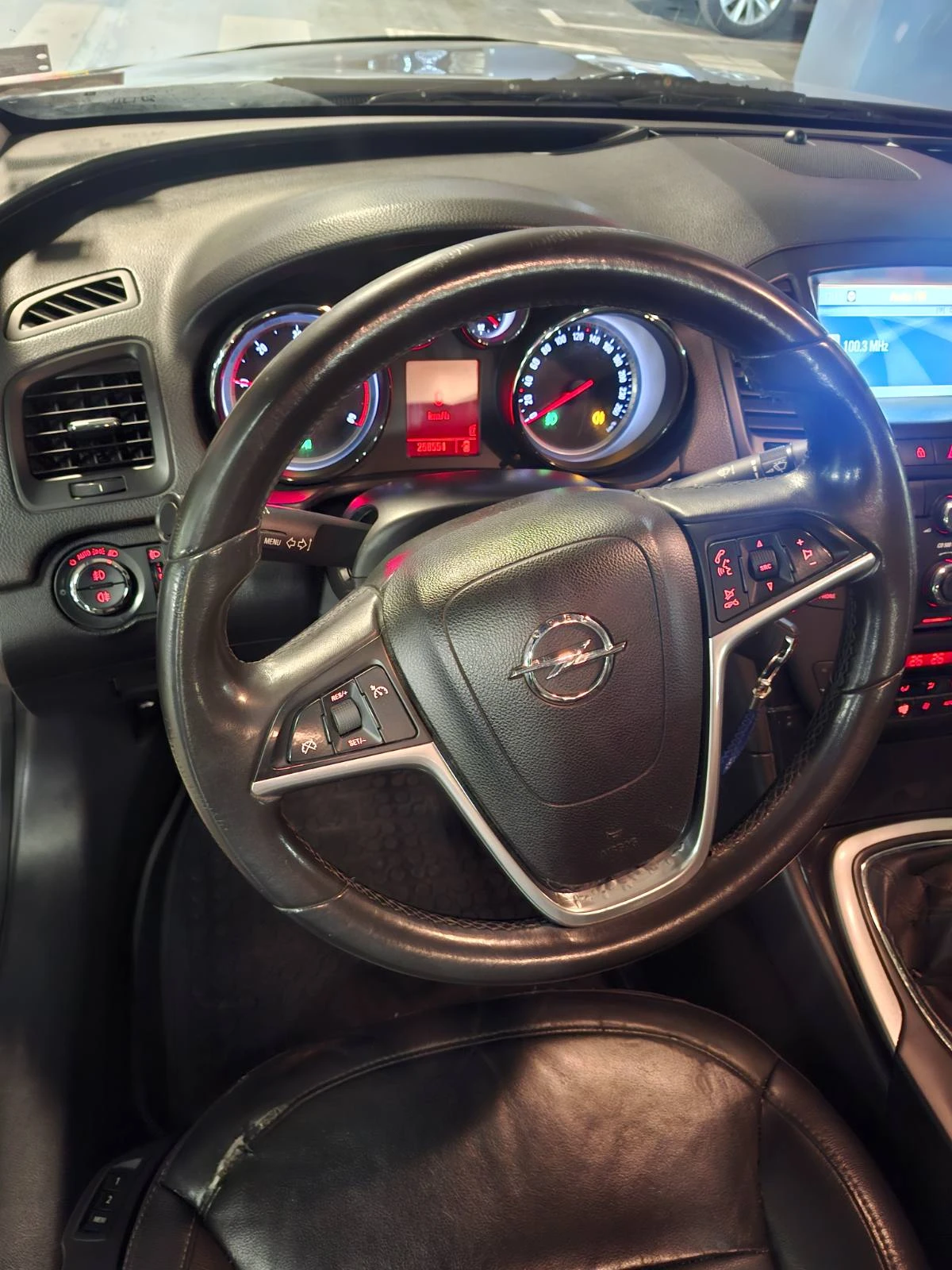 Opel Insignia 2.0 160 �.�. | Mobile.bg � ����������� 11