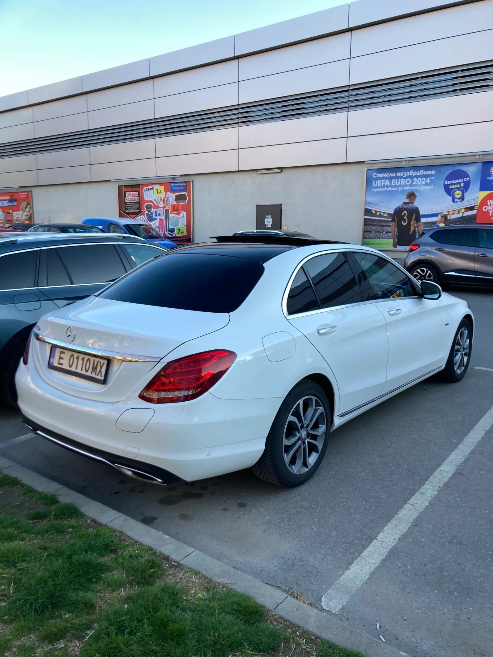 Mercedes-Benz C 350 Mercedes-Benz C350e 6.4kWh Sport Premium Plus, снимка 3 - Автомобили и джипове - 54000002