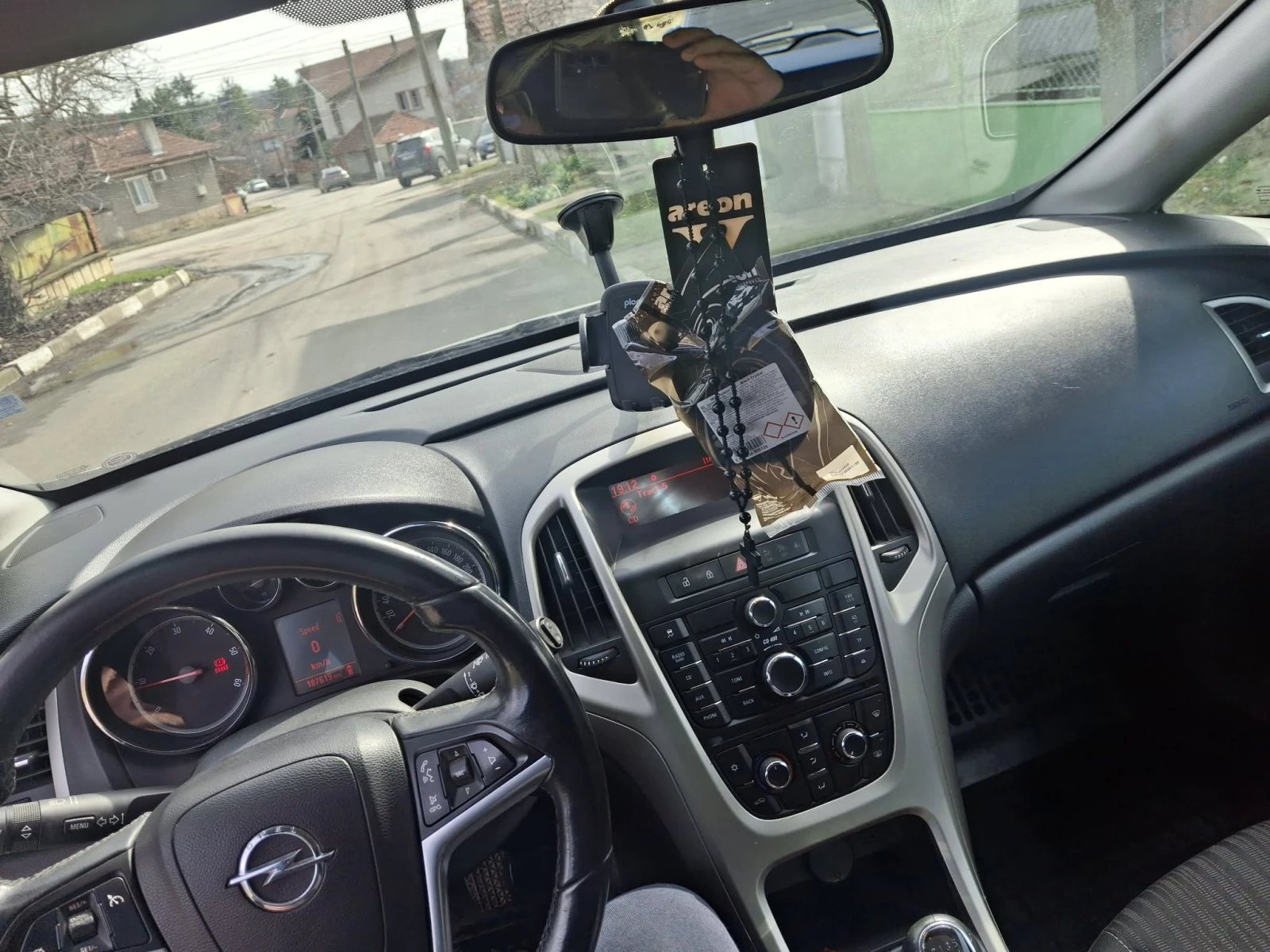 Opel Astra, снимка 6 - Автомобили и джипове - 54015035