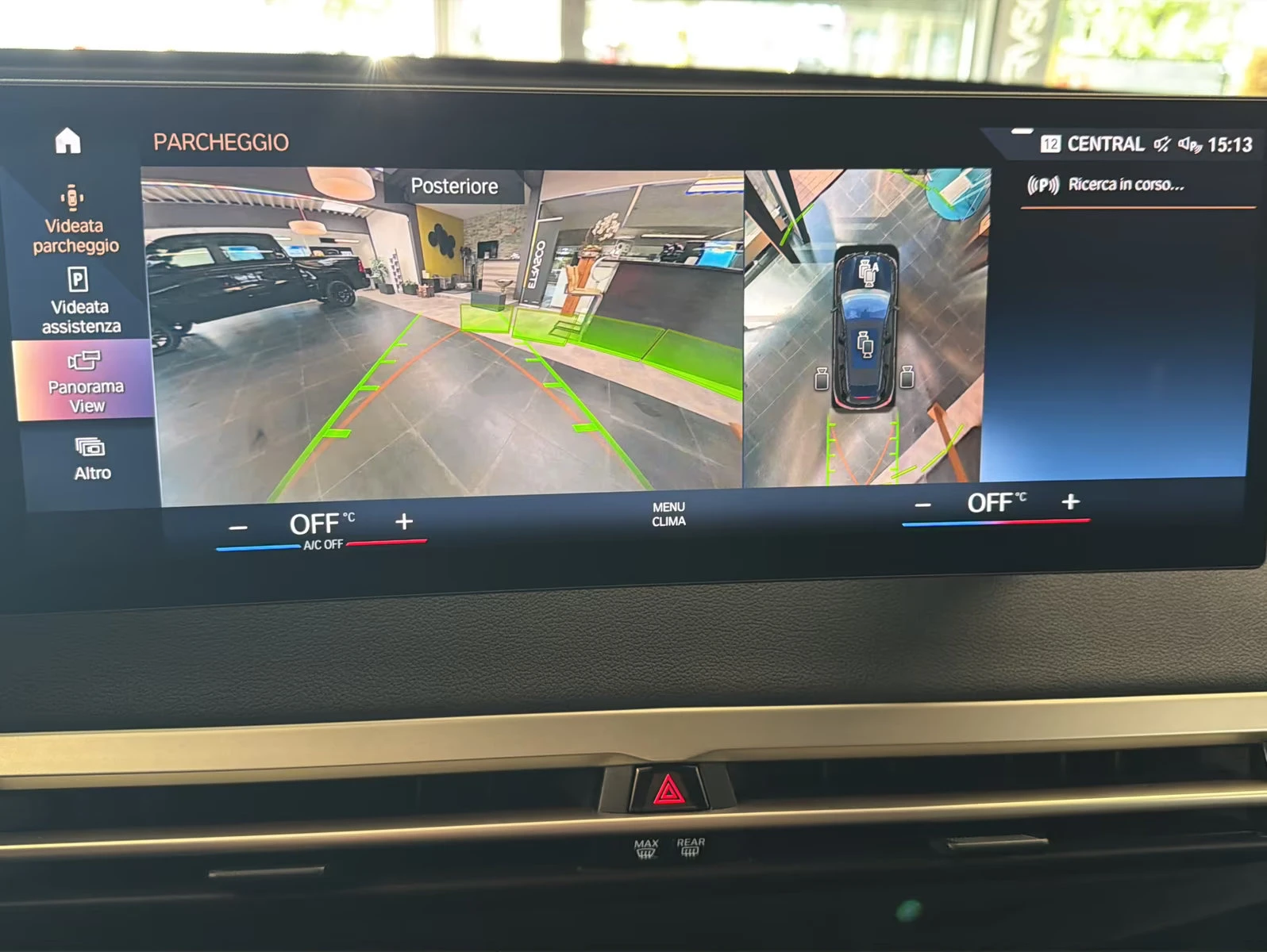 BMW iX xDRIVE-40/326HP/MSPORT/360/SOFT/LED/ACC/KLESS/277z, снимка 9 - Автомобили и джипове - 54121753