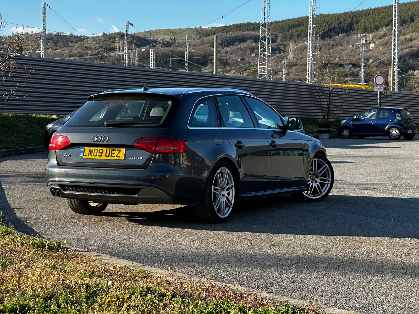 Audi A4 2.0 TDI S-Line, снимка 2 - Автомобили и джипове - 54147139