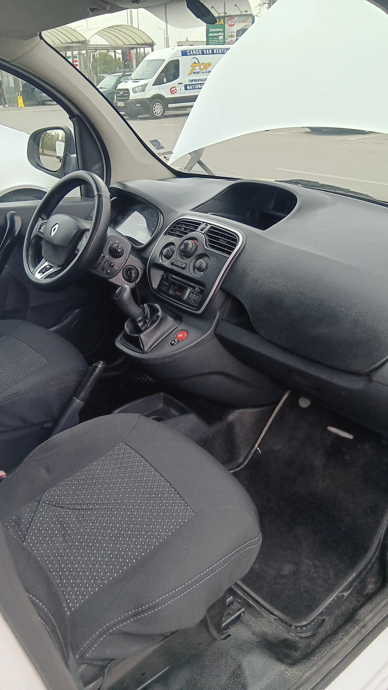 Renault Kangoo 1.5dCi, снимка 8 - Автомобили и джипове - 54206972