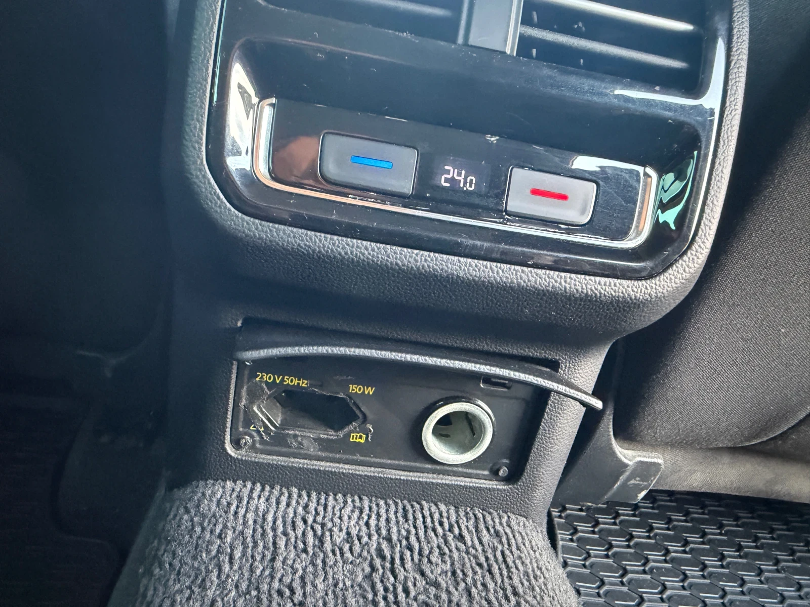 VW Passat 2.0TDI 190кс., снимка 11 - Автомобили и джипове - 54297884