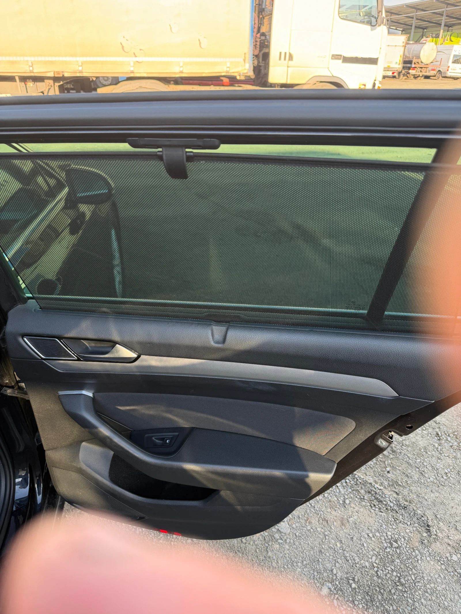 VW Passat 2.0TDI 190кс., снимка 13 - Автомобили и джипове - 54297884