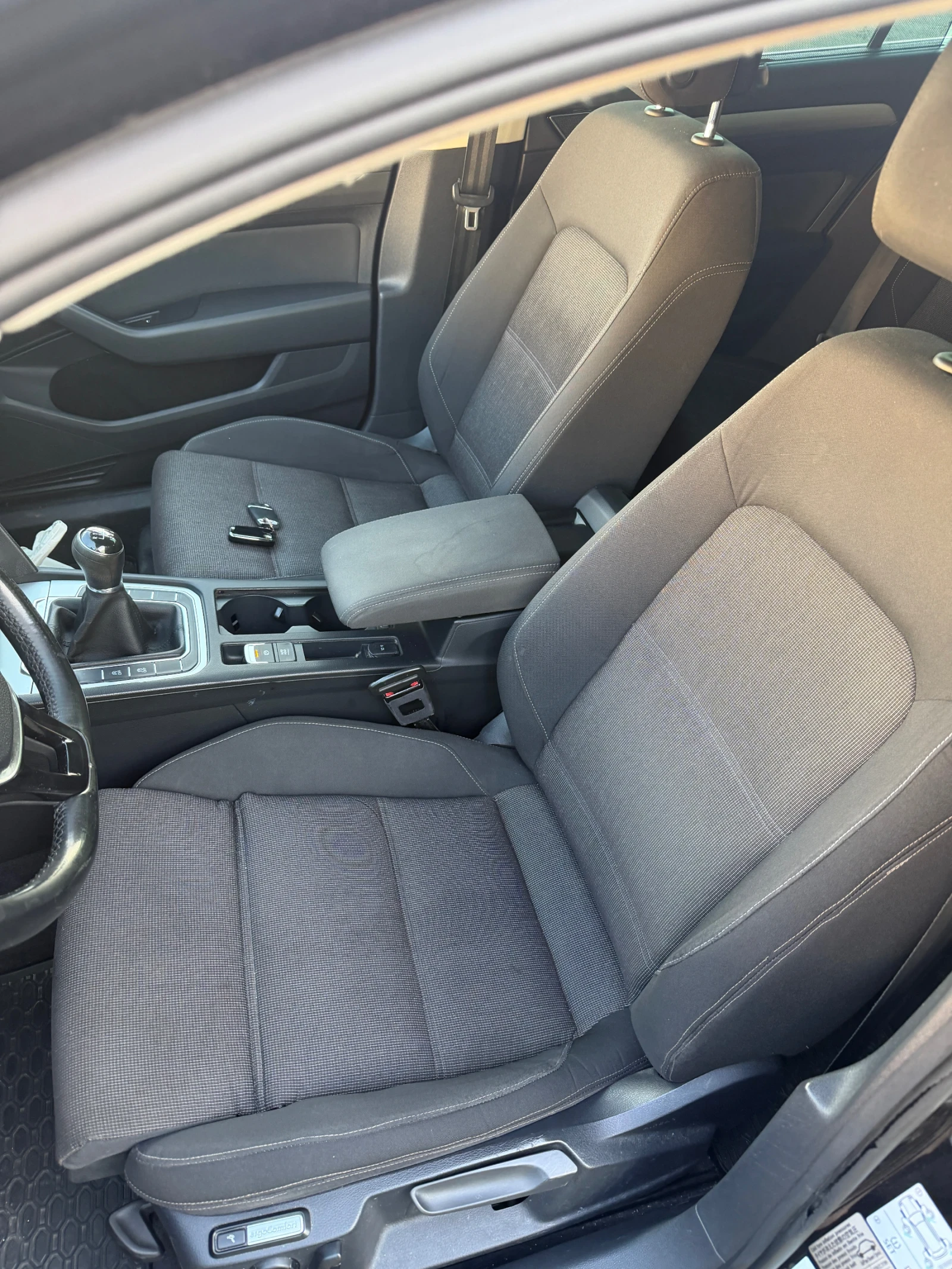 VW Passat 2.0TDI 190кс., снимка 12 - Автомобили и джипове - 54297884