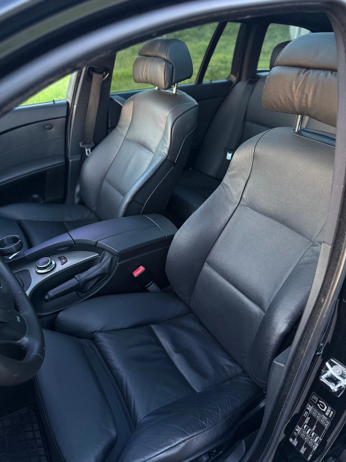 BMW 530, снимка 14 - Автомобили и джипове - 54668537