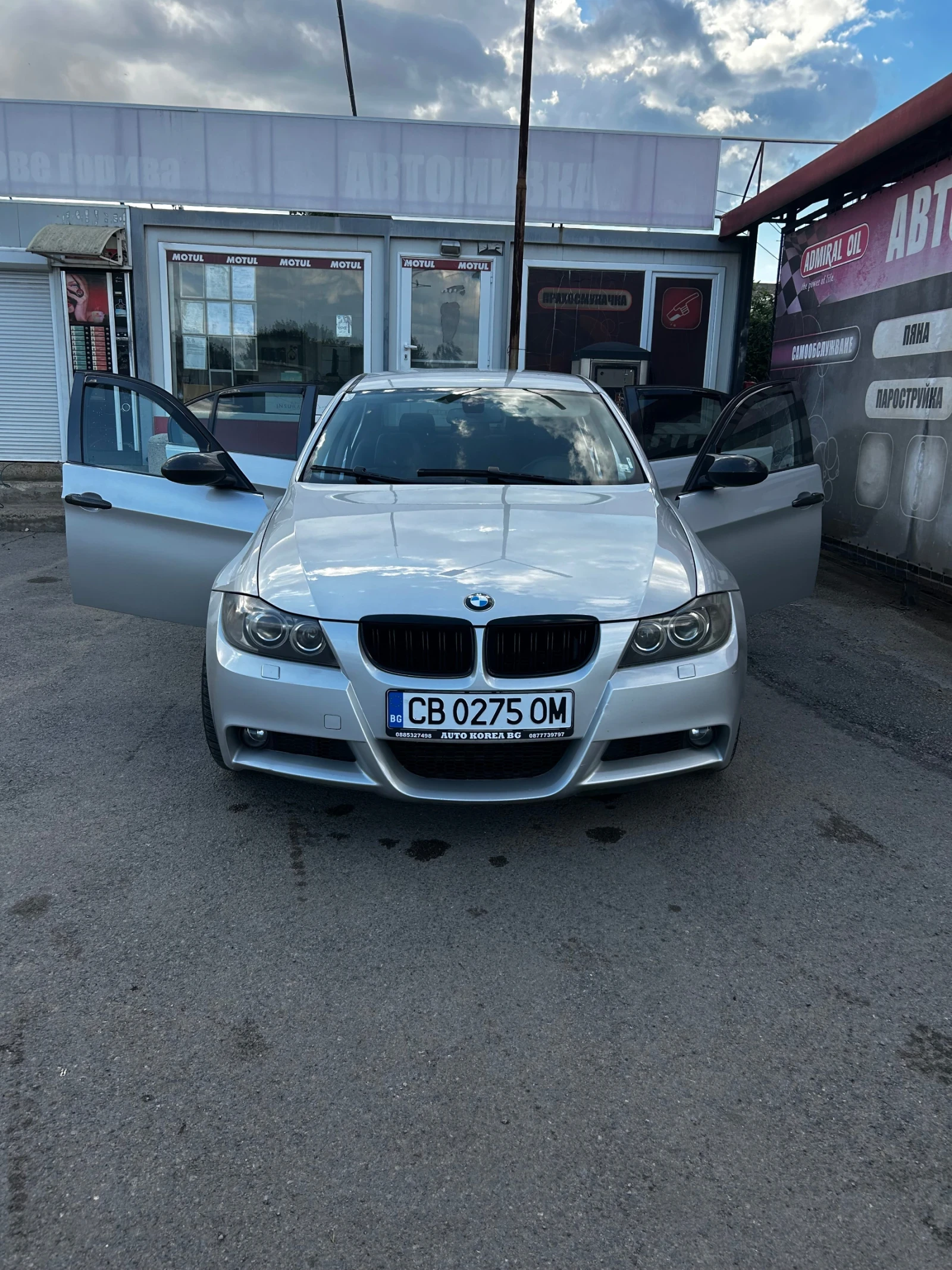 BMW 320