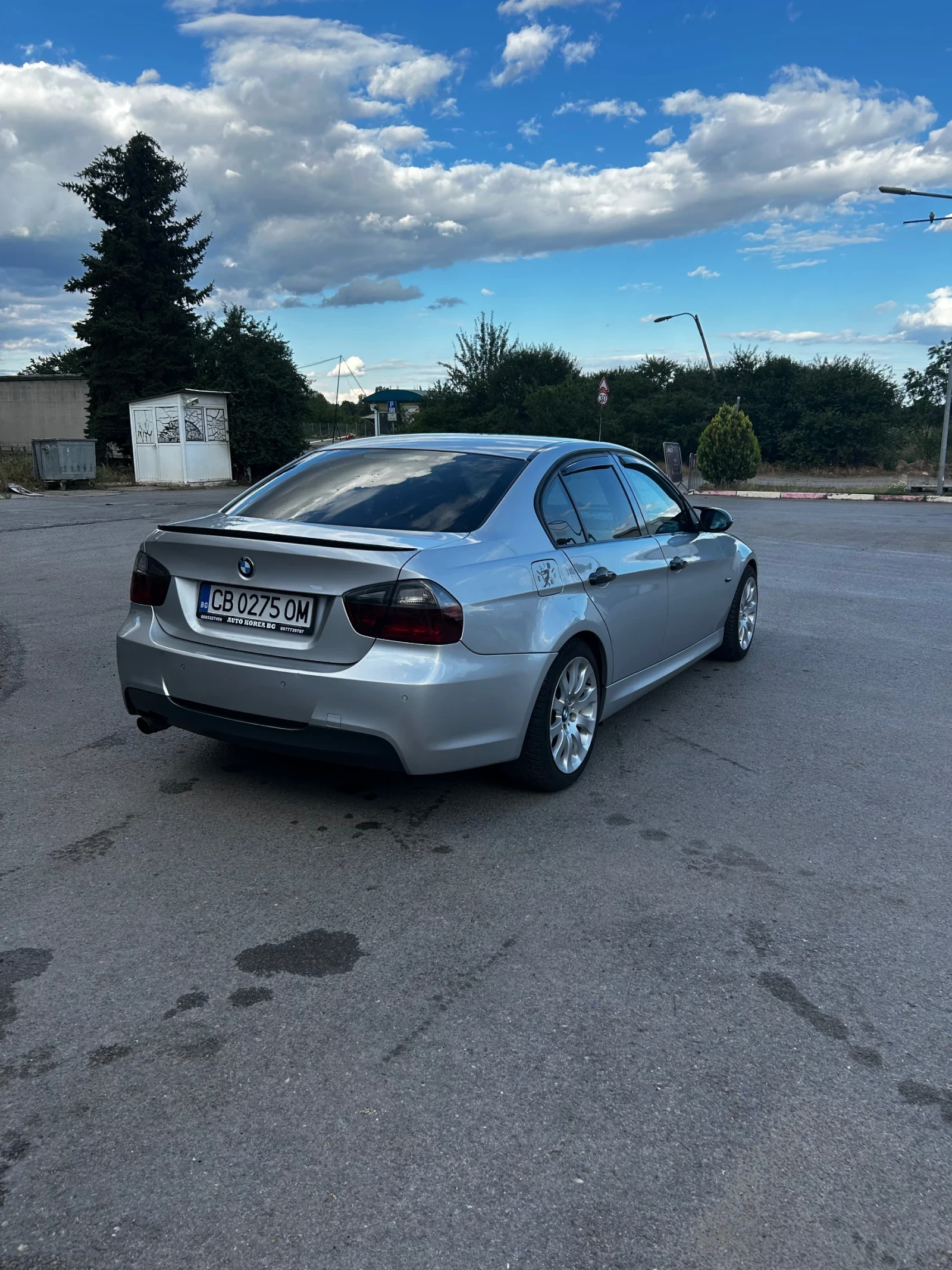 BMW 320, снимка 5 - Автомобили и джипове - 55173557