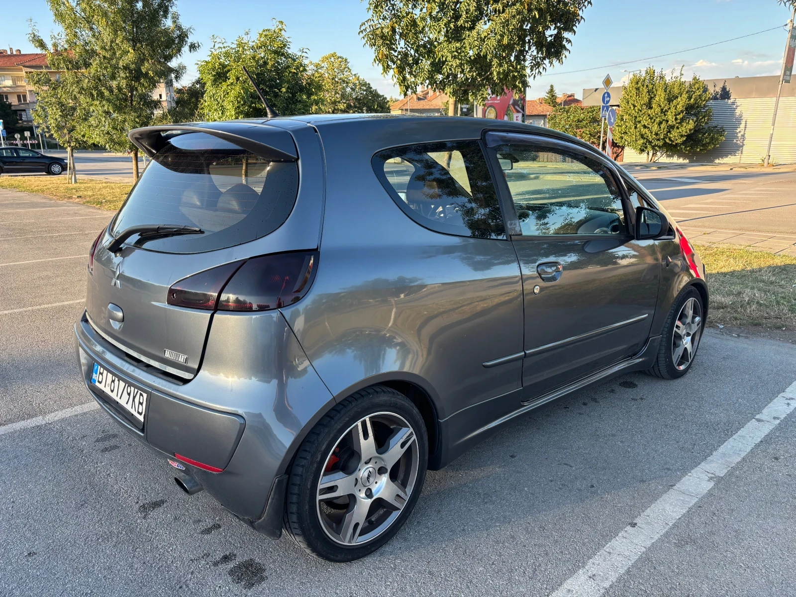 Mitsubishi Colt