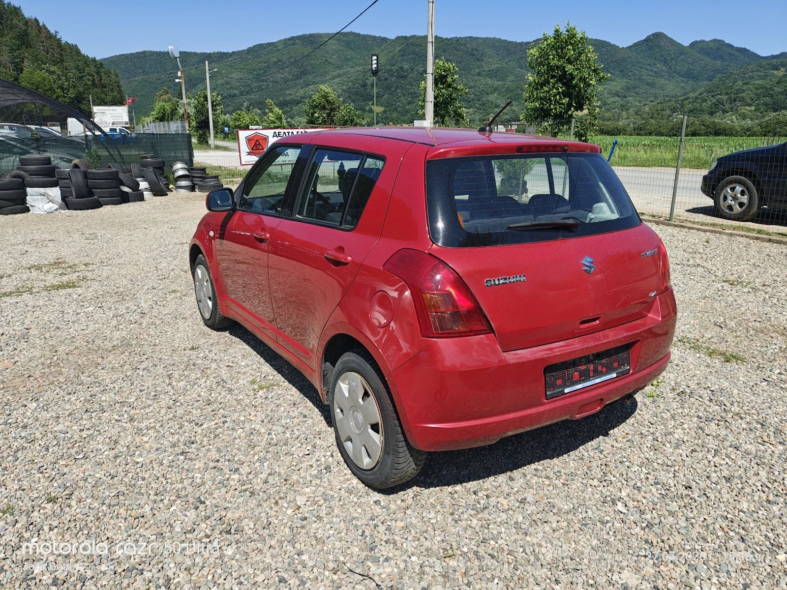 Suzuki Swift 1.3GL , 4WD, Klimatik , снимка 11 - Автомобили и джипове - 55433663