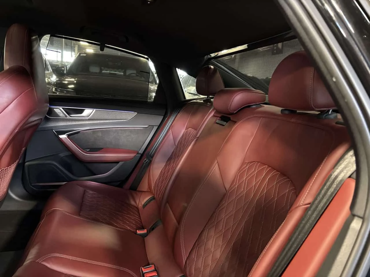 Audi S6 * PREMIUMPLUS| NAV| HUD| REDLEATHER| B&O, снимка 10 - Автомобили и джипове - 55613580