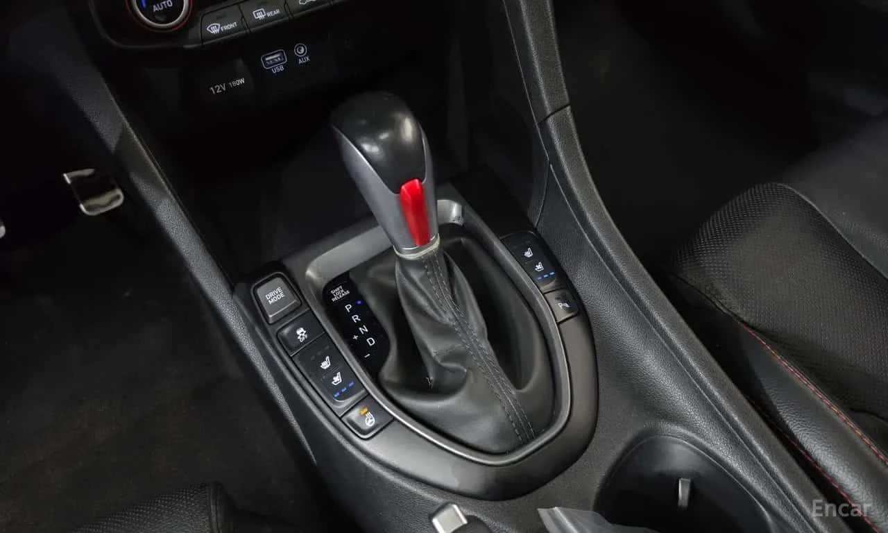 Hyundai Veloster  * 1.6 Turbo Sport * БЕЗ ПЪРВОНАЧАЛНА ВНОСКА, снимка 9 - Автомобили и джипове - 55615801