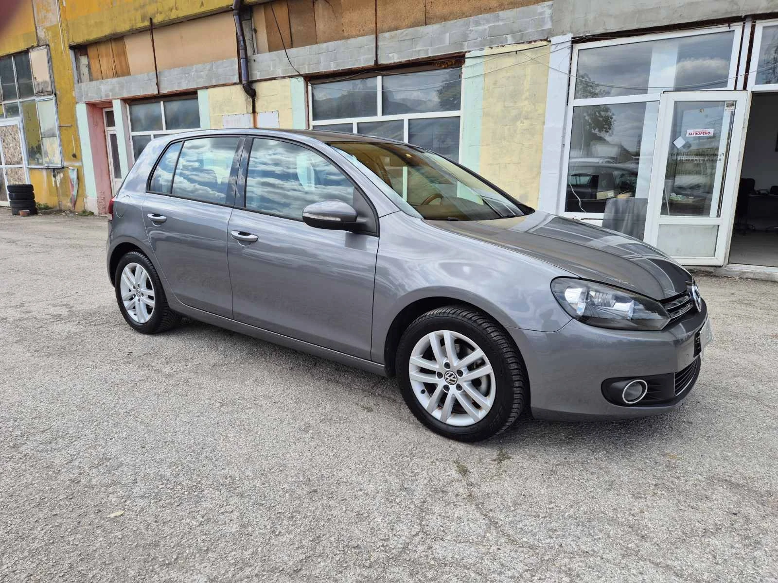 VW Golf 2.0TDI COMMON RAIL NAVI ITALY, снимка 4 - Автомобили и джипове - 55843429