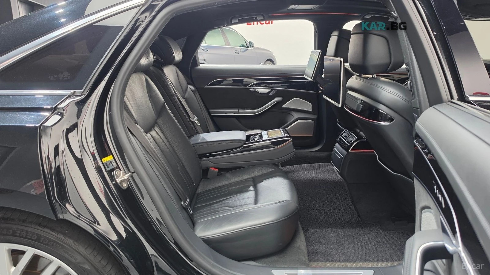 Audi A8 LWB* QUATTRO* 55TFSI* DISTRONIC* 360* МАСАЖИ* , снимка 10 - Автомобили и джипове - 56177882