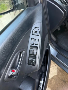 Hyundai IX35 - 9500 € / 18580.38 лв. - 27191907 6