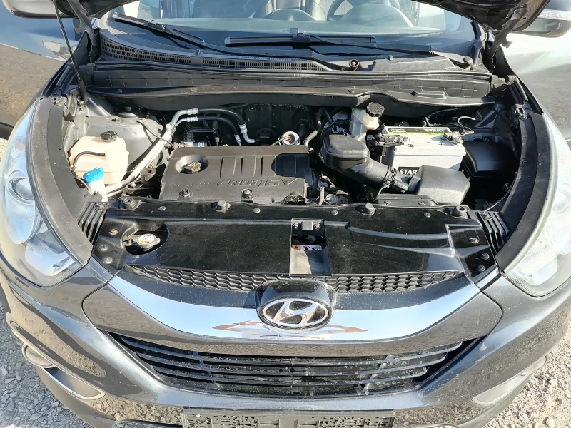 Hyundai IX35 * КОЖА* НАВИГАЦИЯ* , снимка 16 - Автомобили и джипове - 47367723