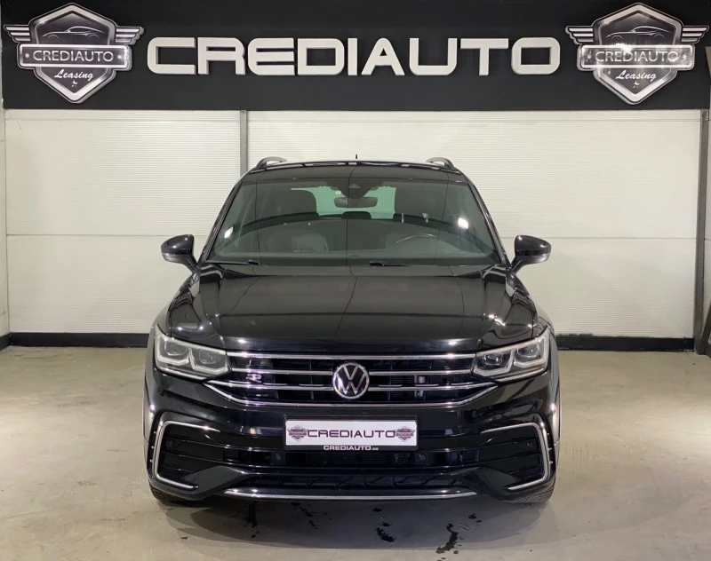 VW Tiguan 2.0 TDI * R-LINE * VIRTUAL COCKPIT* FULL , снимка 2 - Автомобили и джипове - 50746252