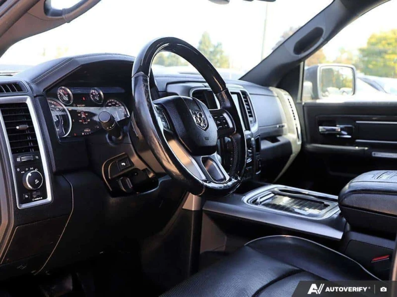 Dodge RAM 1500 * LimitedAS TRADED, ALPINE AUDIO, HTD + CLD SEATS,, снимка 12 - Автомобили и джипове - 53582666