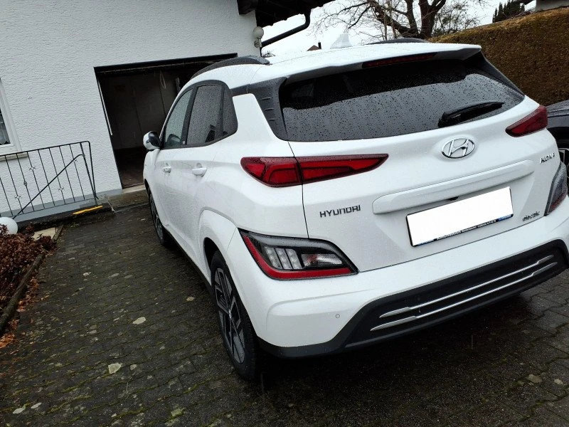 Hyundai Kona Prime SOH-100% 38520km 64kWh Термопомпа, снимка 3 - Автомобили и джипове - 53119424