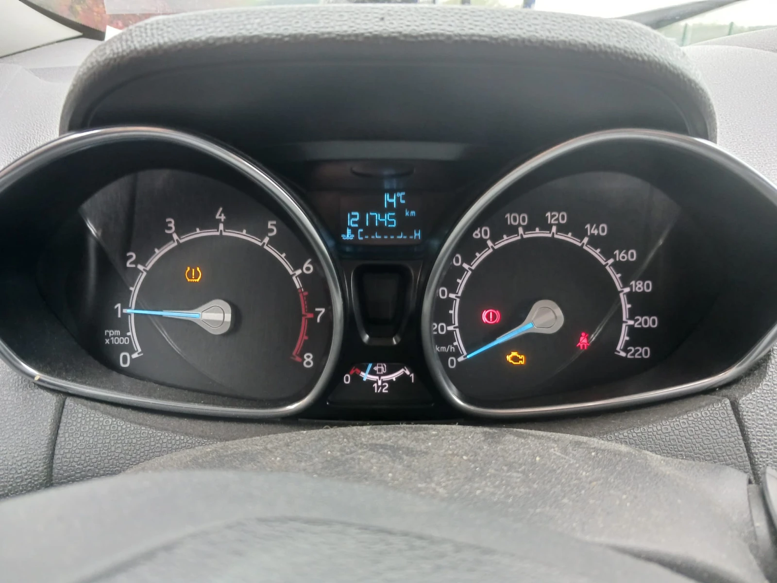Ford EcoSport 1.0 - изображение 5