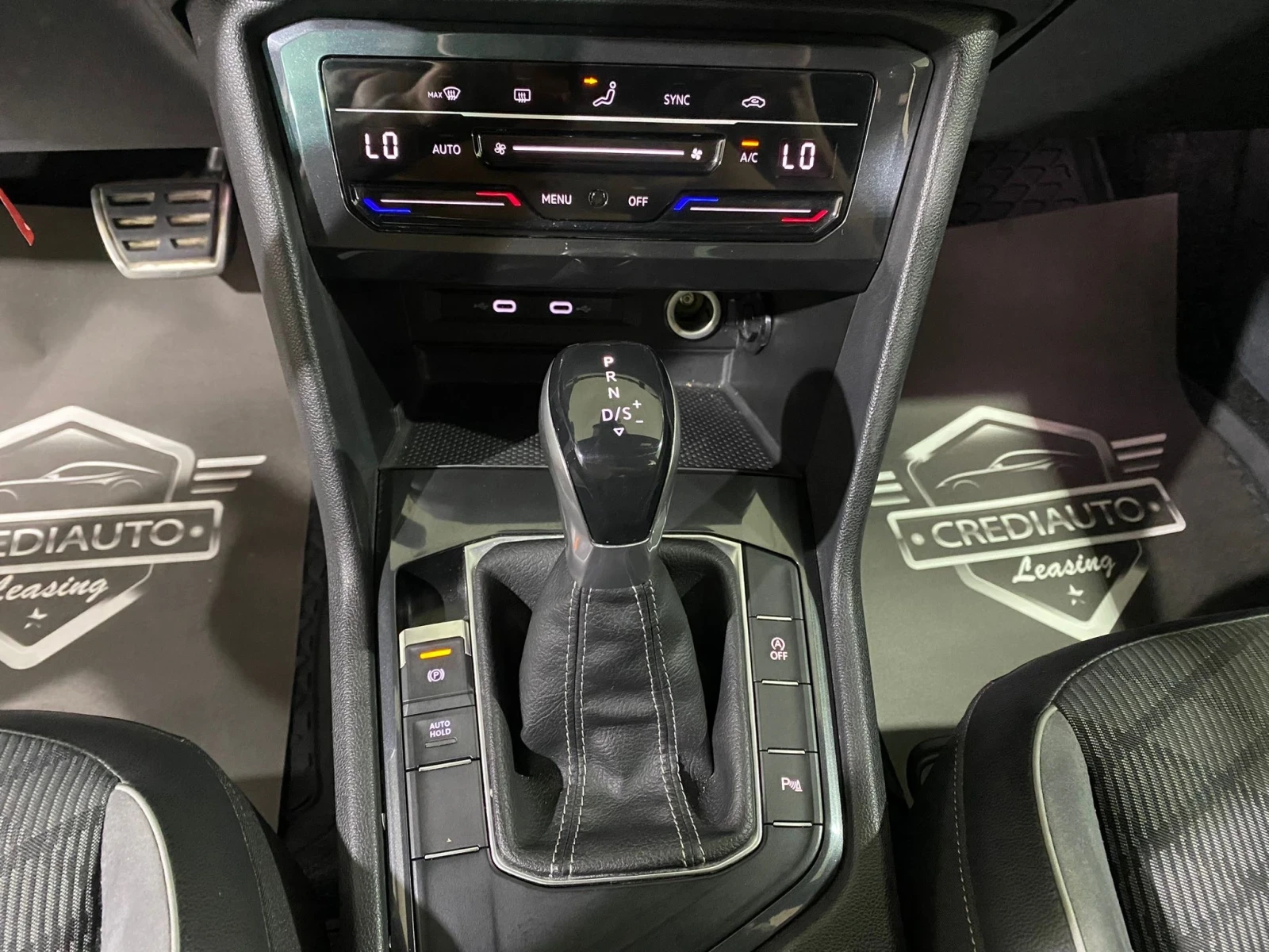 VW Tiguan 2.0 TDI * R-LINE * VIRTUAL COCKPIT* FULL  | Mobile.bg   11