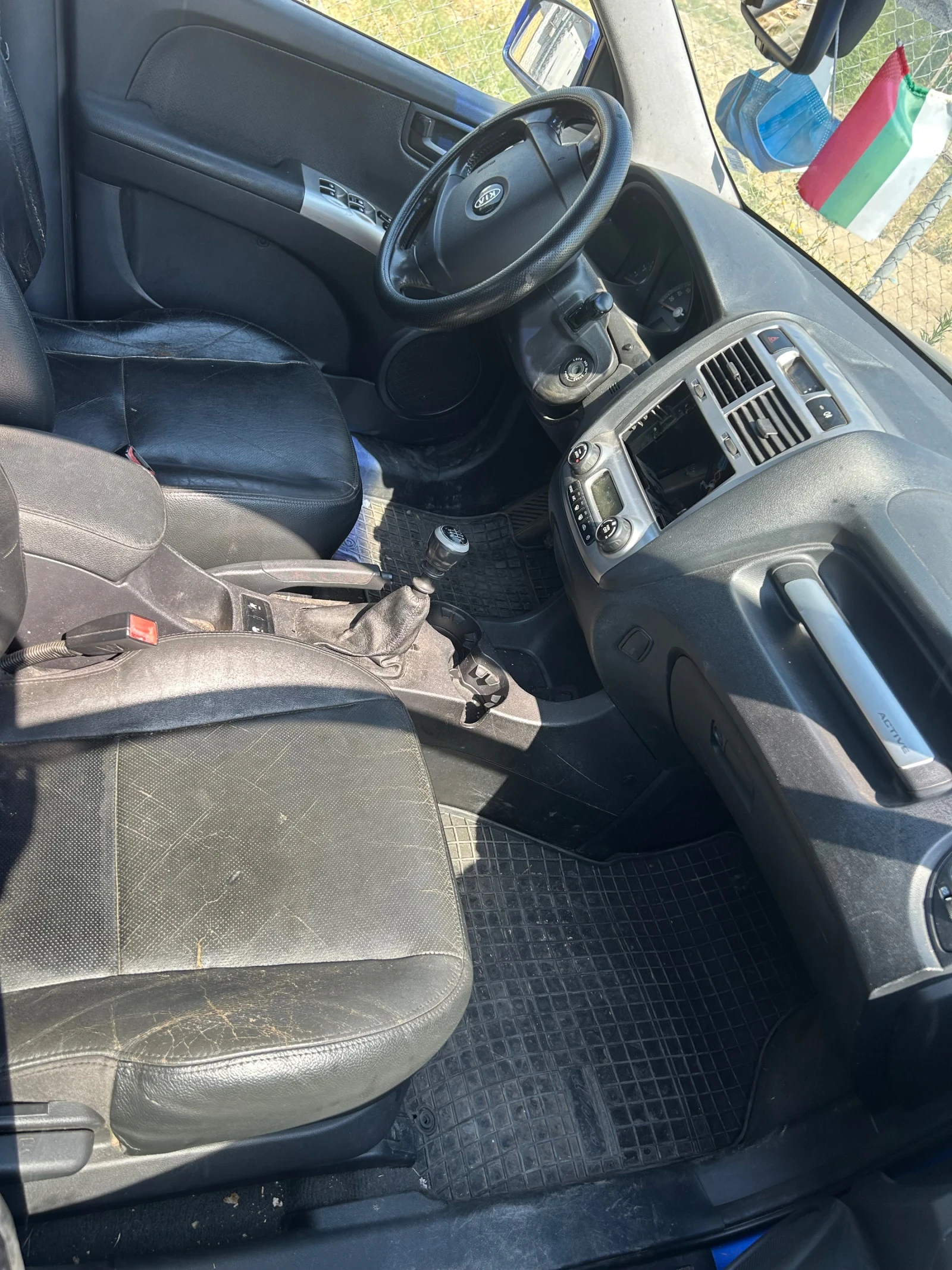 Kia Sportage 2.0 CRDI 4x4 Кожа - изображение 9