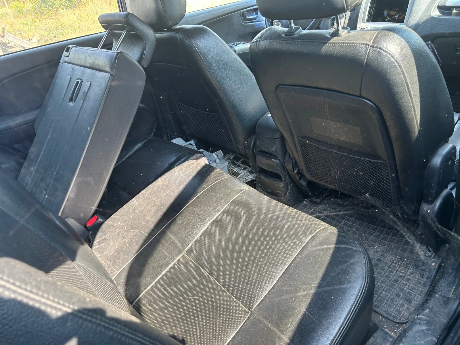 Kia Sportage 2.0 CRDI 4x4 Кожа - изображение 8