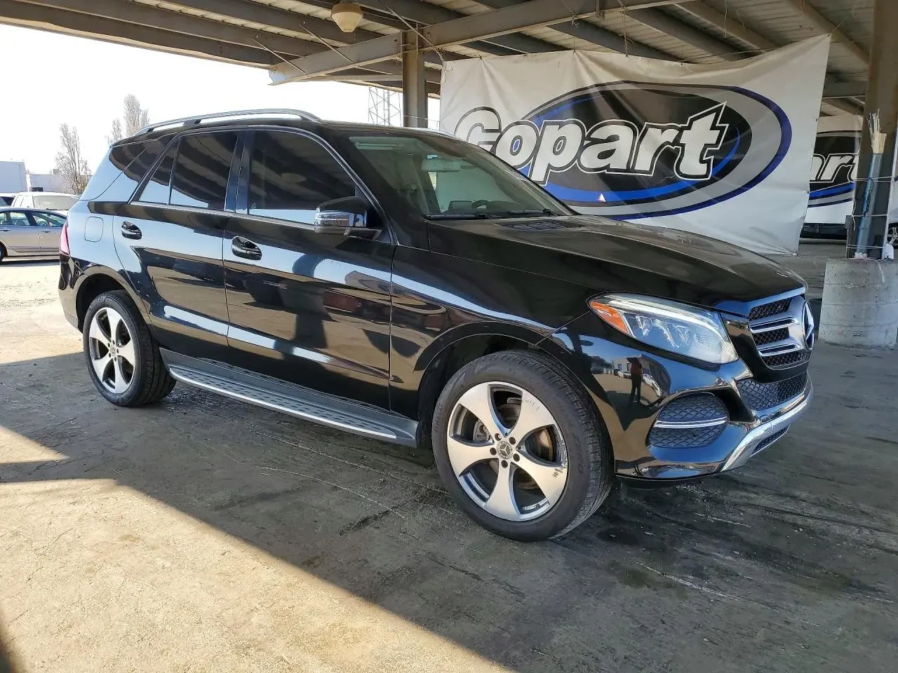 Mercedes-Benz GLE 350 4matic, снимка 2 - Автомобили и джипове - 54038720