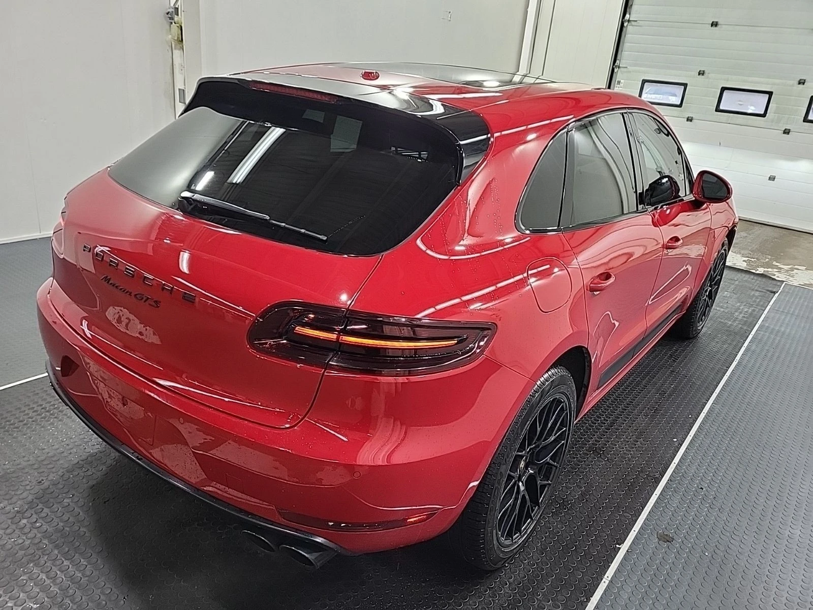 Porsche Macan GTS РЕГИСТАЦИЯ+ ОБСЛУЖВАНЕ, снимка 4 - Автомобили и джипове - 54125987