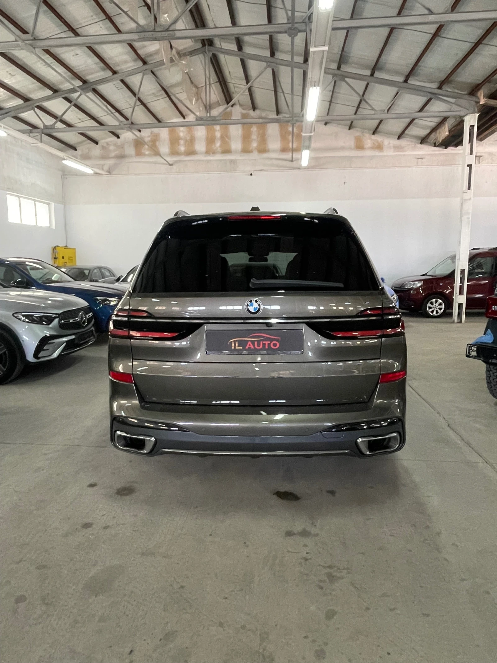 BMW X7 40d/M-sport/individual/360/6+ 1/обдух/вакум/панор/, снимка 4 - Автомобили и джипове - 54271416