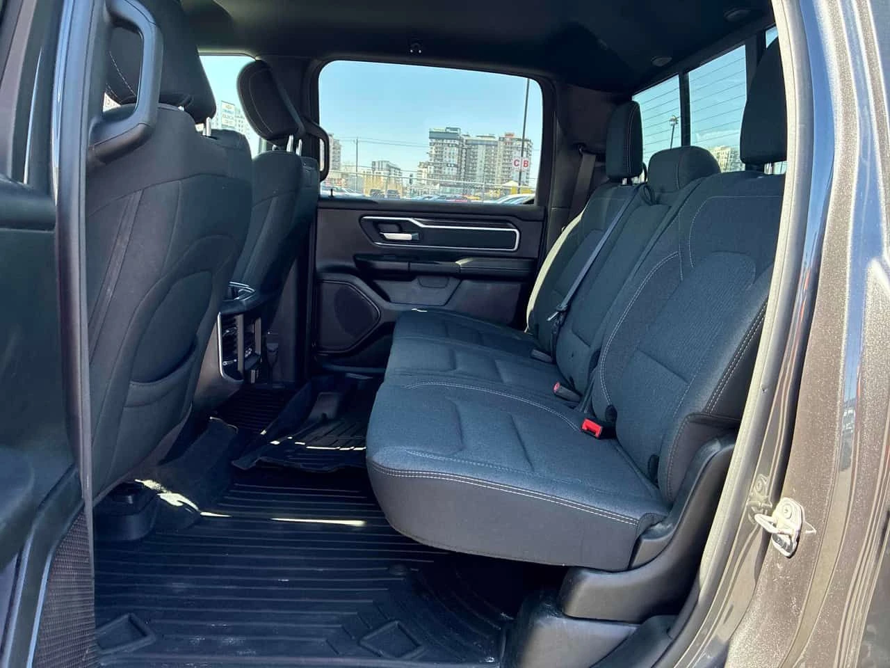 Dodge RAM 1500  5.7L | Big Horn | CARFAX | heated seats |  | Mobile.bg � ����������� 14