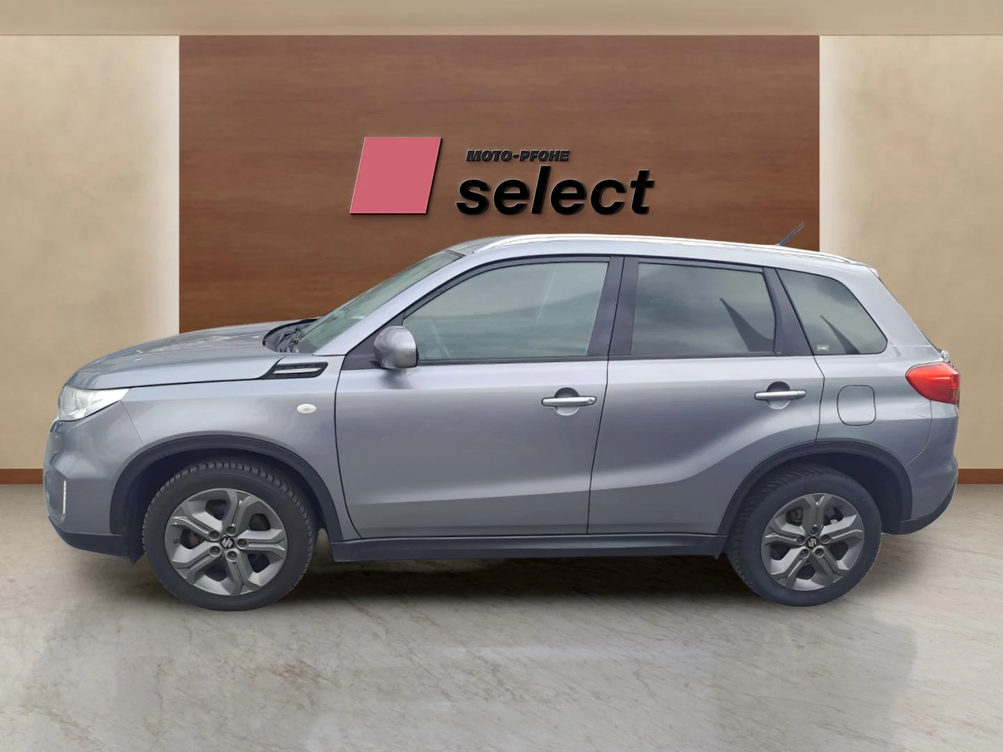 Suzuki Vitara 1.6, снимка 8 - Автомобили и джипове - 54541081