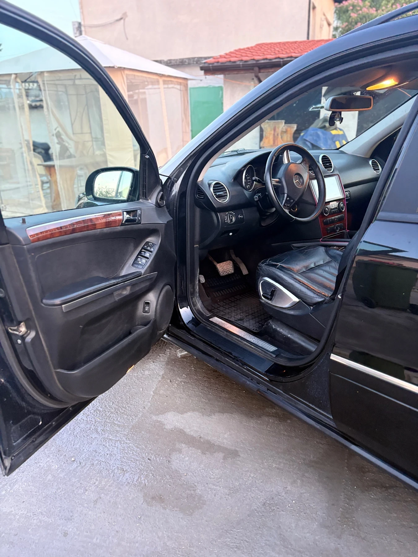 Mercedes-Benz ML 320, снимка 4 - Автомобили и джипове - 55316249