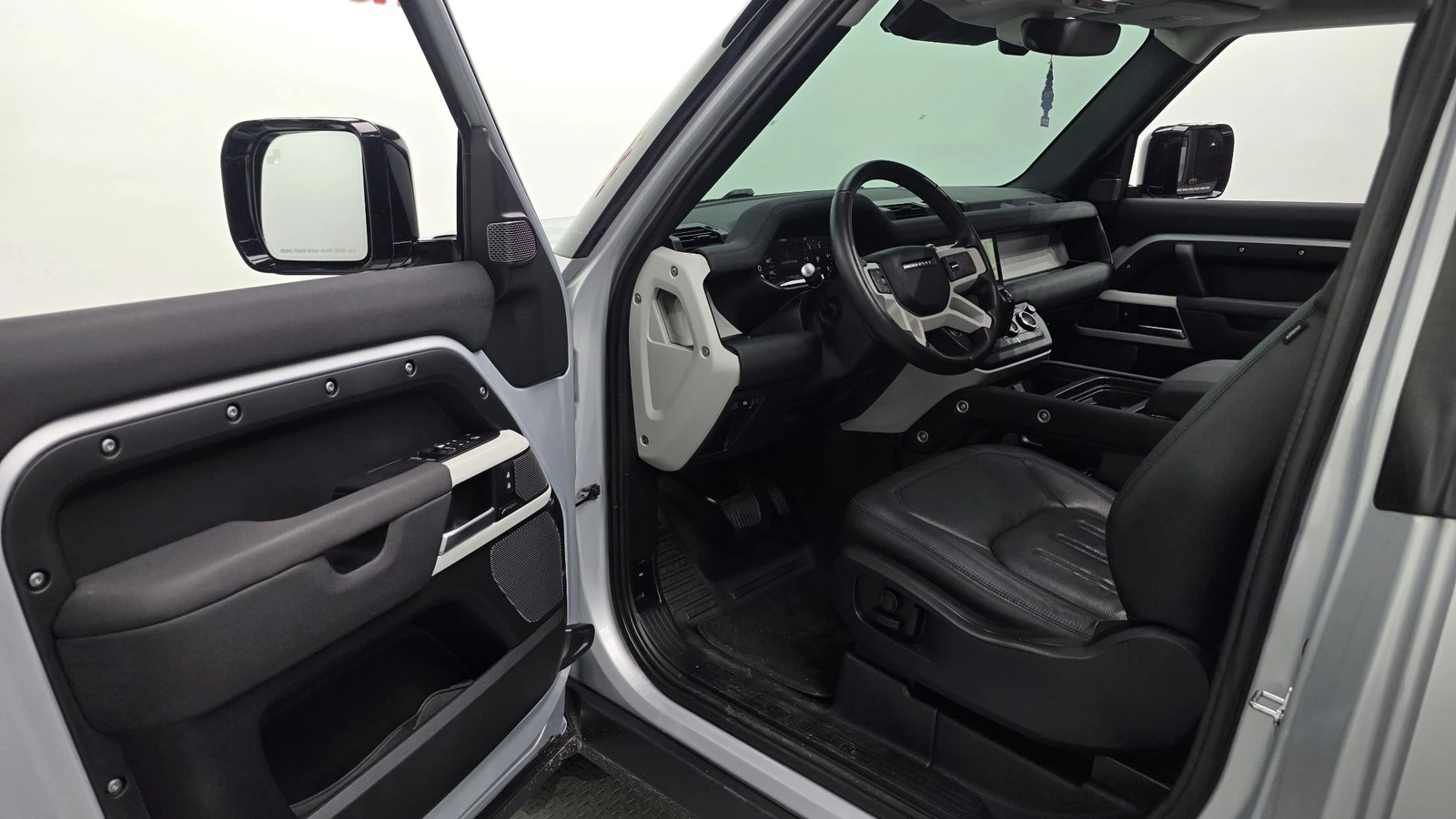 Land Rover Defender D250* ���* 360* ������� �����* BLIND SPOT* ������  | Mobile.bg � ����������� 10